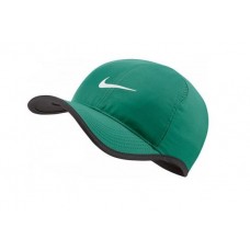 Кепка Nike 679421-371 "Nike Featherlight"